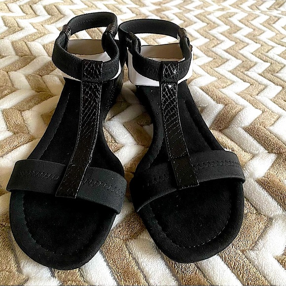 Alfani Women's Step 'N Flex Voyage Wedge Sandals - Picture 4 of 7